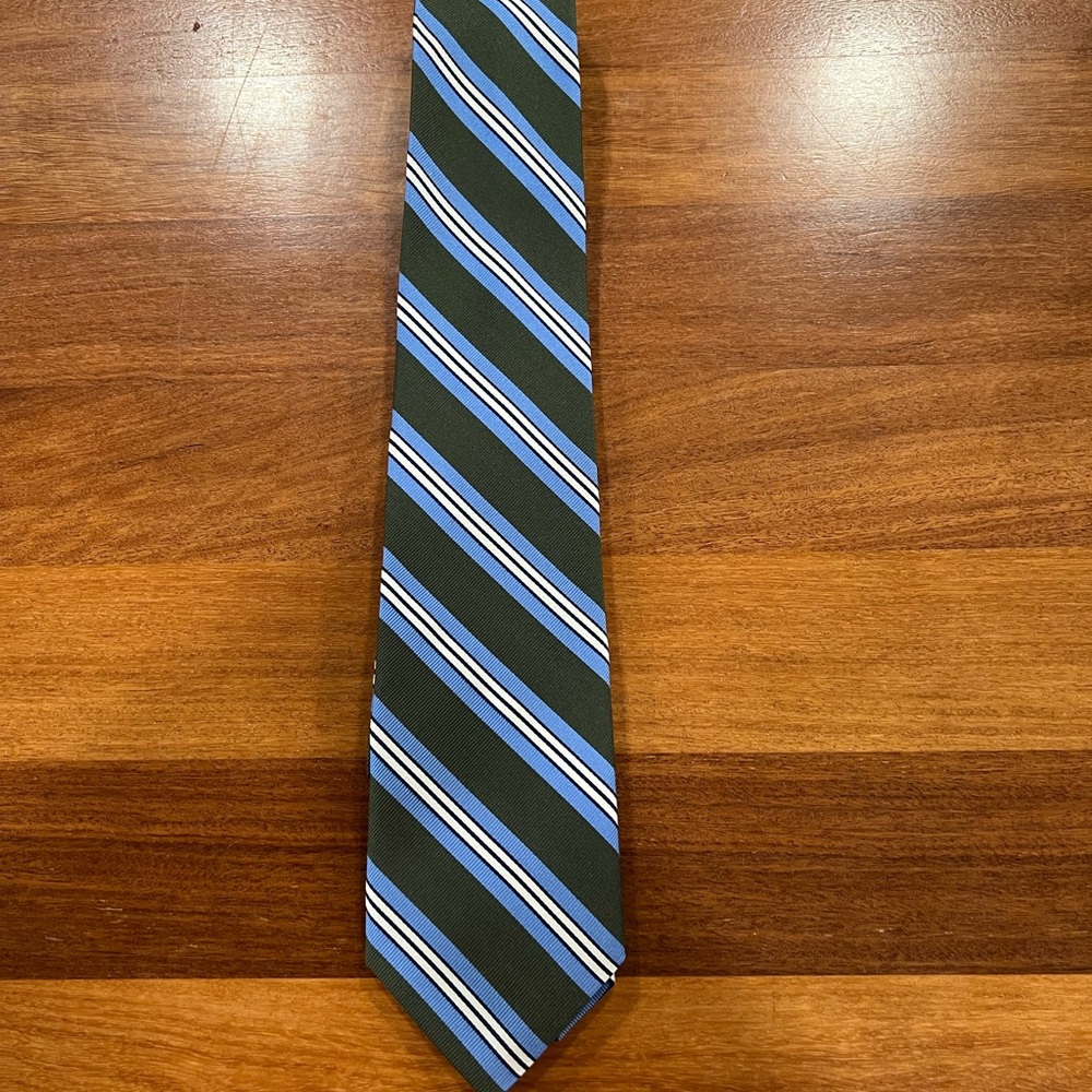 NWT Jos A Bank Striped Green and Blue Men's Silk Tall Tie (All Ties $5)